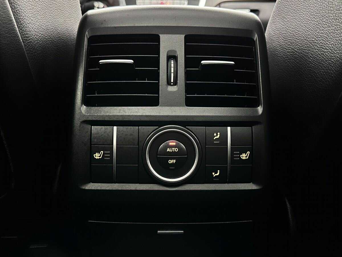 Mercedes-Benz GL-Класс с пробегом — 2015 год. Фото: #19