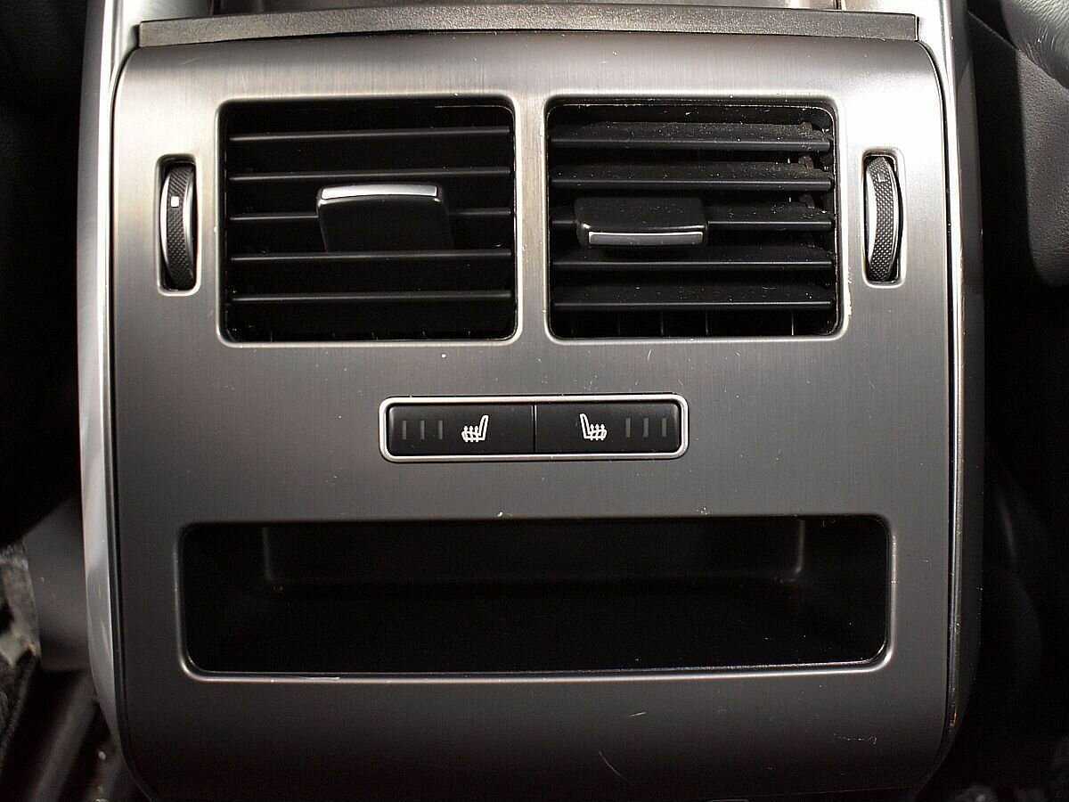 Land Rover Range Rover Sport с пробегом — 2017 год. Фото: #13