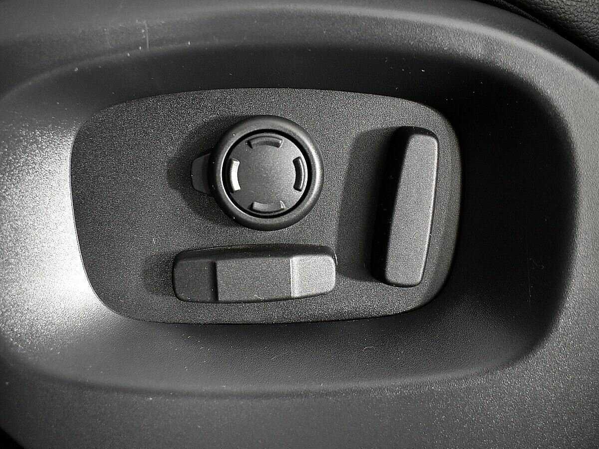 Land Rover Range Rover Sport с пробегом — 2017 год. Фото: #14