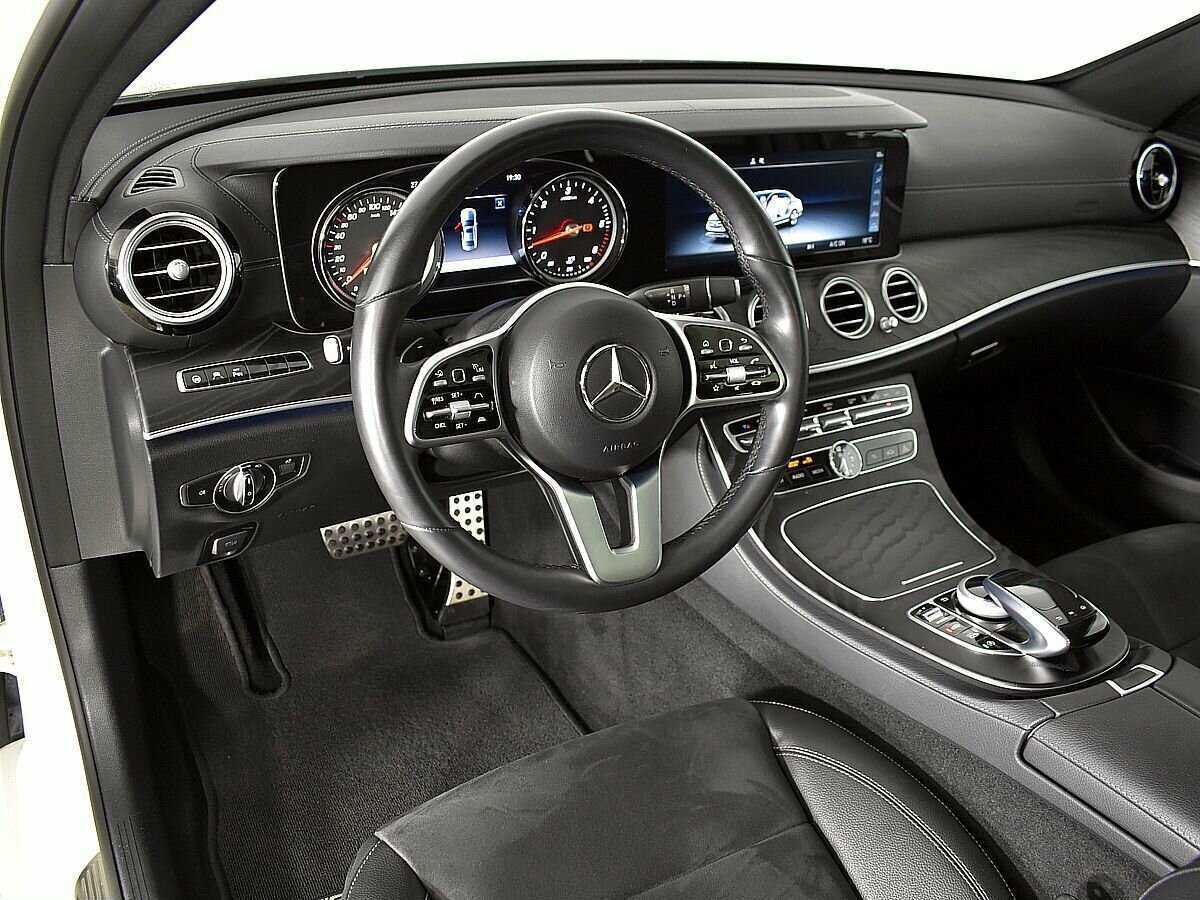 Mercedes-Benz E-Класс с пробегом — 2018 год. Фото: #6