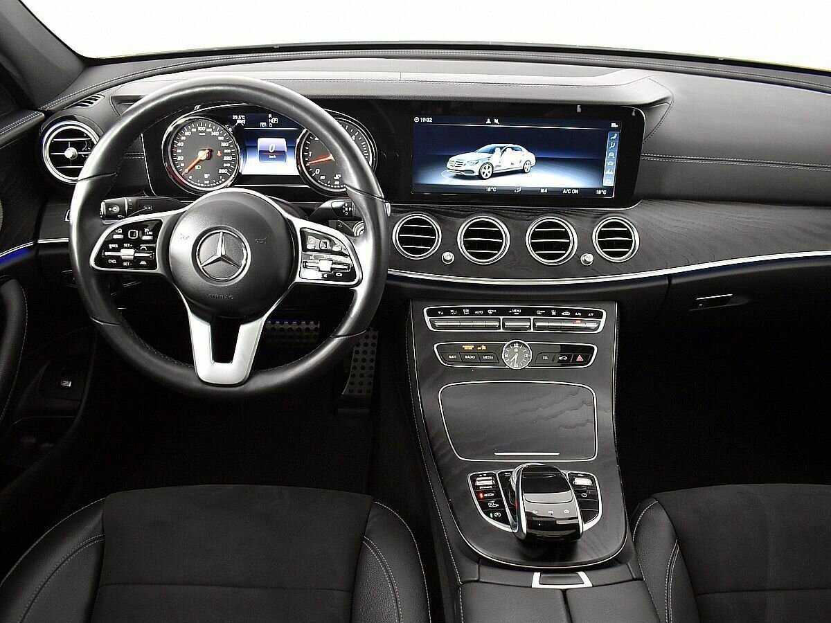 Mercedes-Benz E-Класс с пробегом — 2018 год. Фото: #9