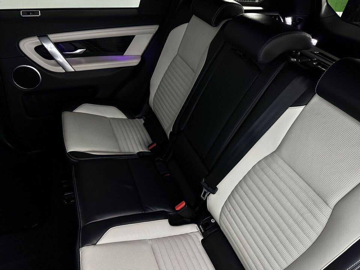 Land Rover Discovery Sport с пробегом — 2020 год. Фото: #8