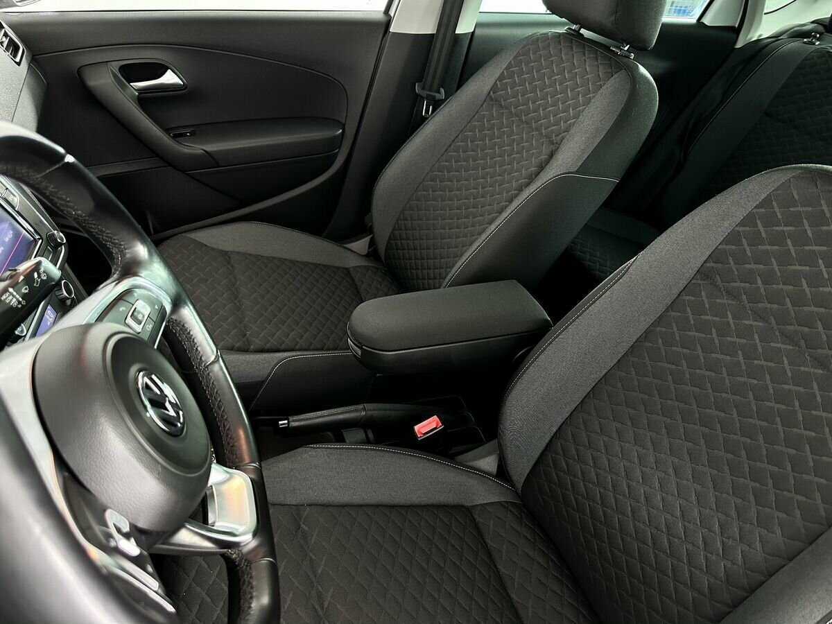 Volkswagen Polo с пробегом — 2018 год. Фото: #7