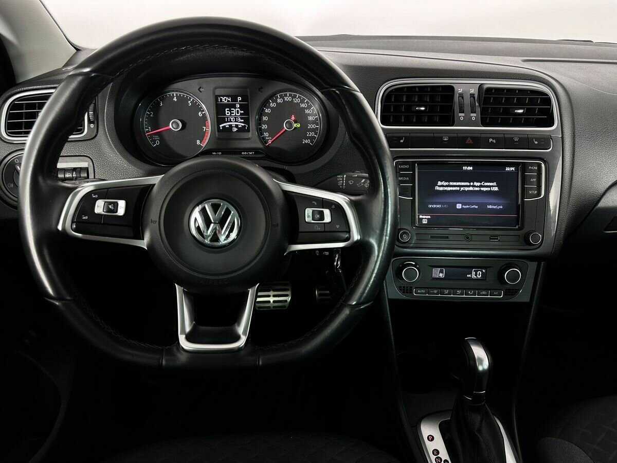 Volkswagen Polo с пробегом — 2018 год. Фото: #9