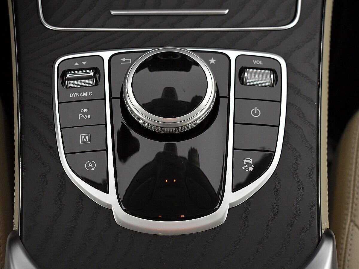 Mercedes-Benz GLC с пробегом — 2019 год. Фото: #14