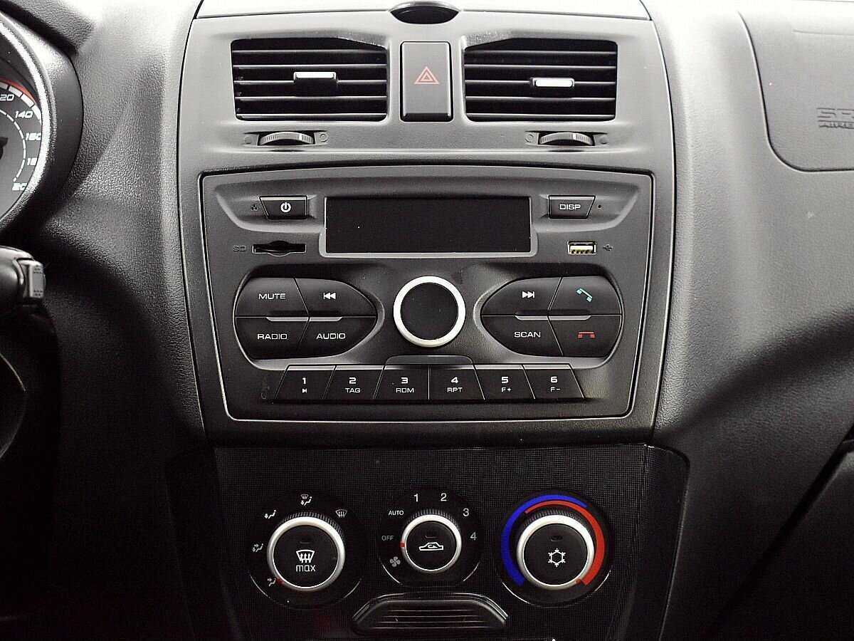 Lada (ВАЗ) Kalina с пробегом — 2017 год. Фото: #12