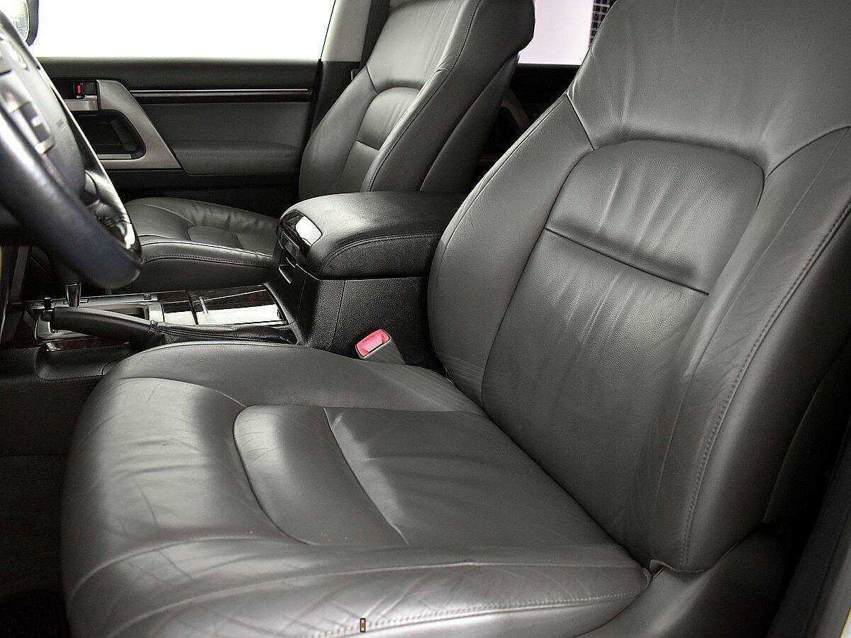 Toyota Land Cruiser с пробегом — 2007 год. Фото: #7