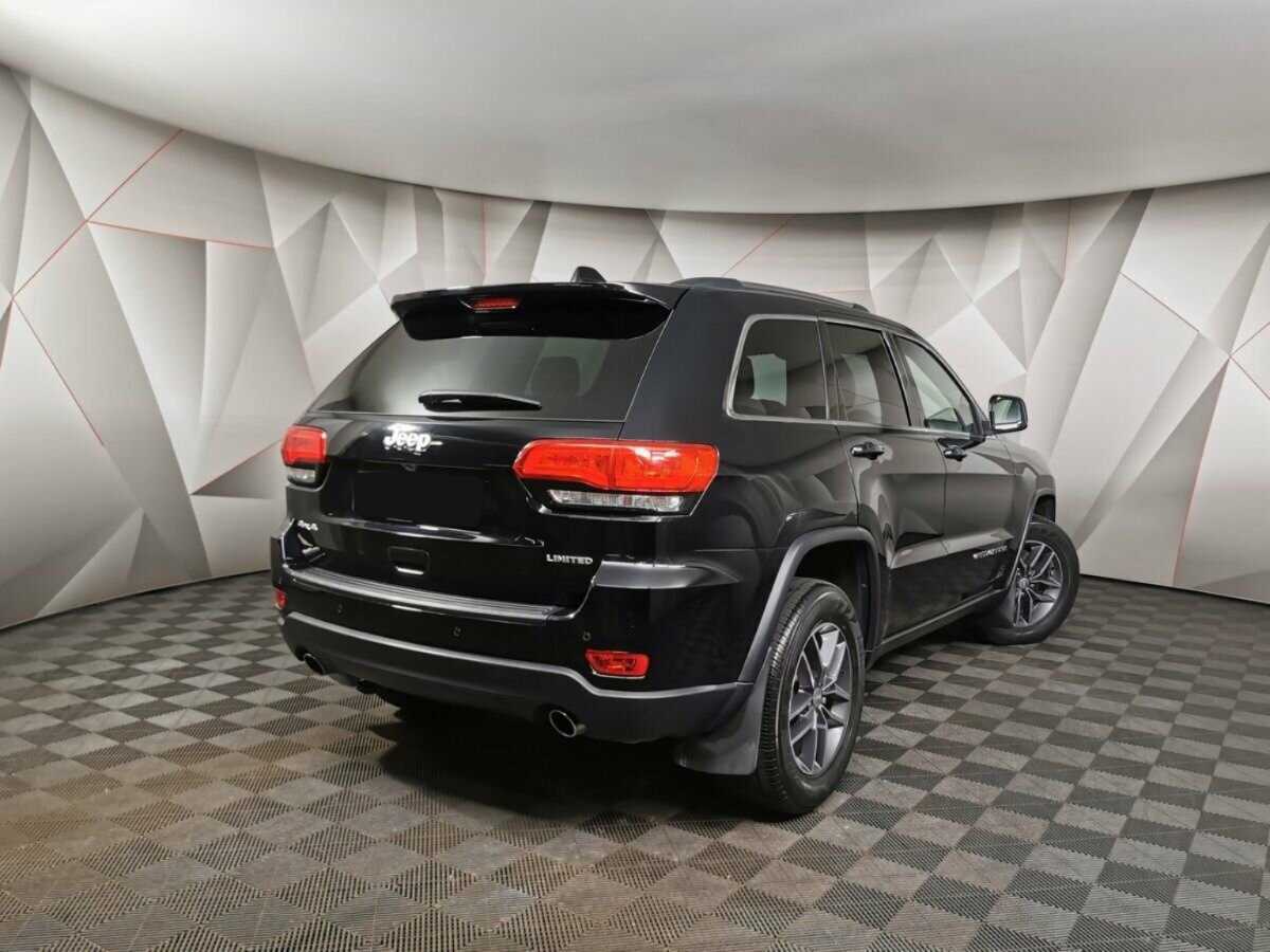 Jeep Grand Cherokee с пробегом — 2018 год. Фото: #1