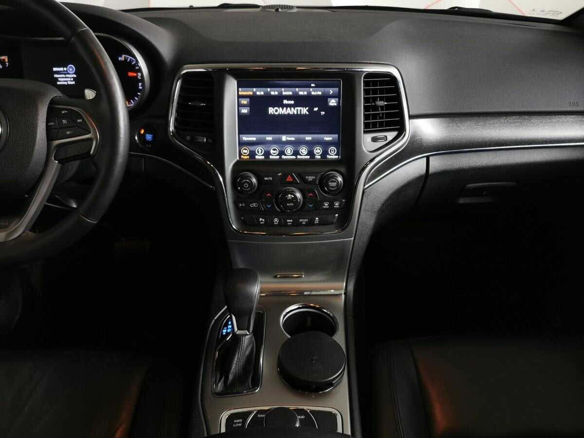 Jeep Grand Cherokee с пробегом — 2018 год. Фото: #10