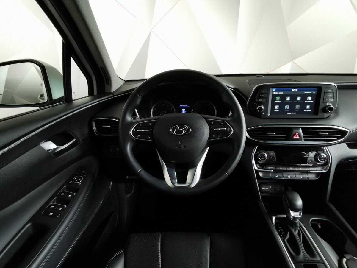 Hyundai Santa Fe с пробегом — 2019 год. Фото: #14