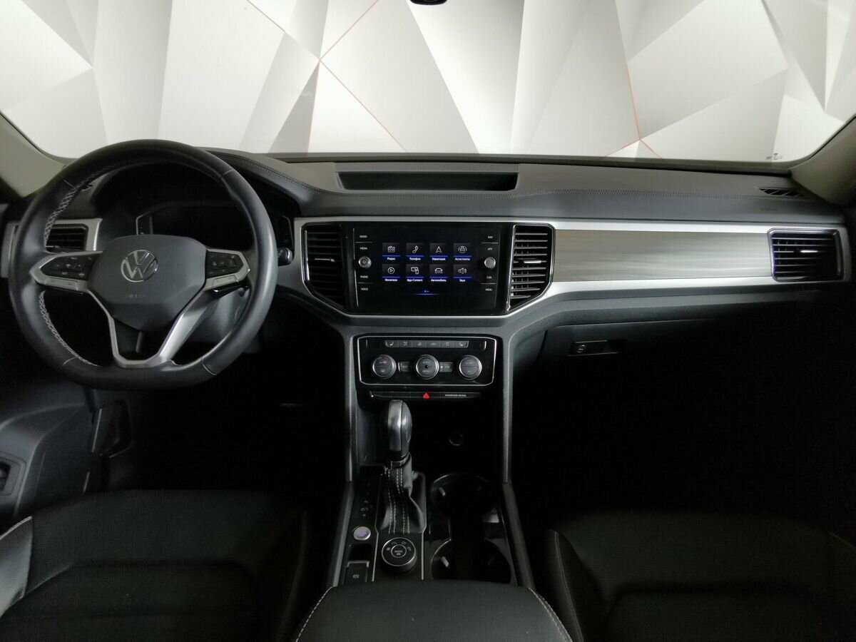 Volkswagen Teramont с пробегом — 2021 год. Фото: #9