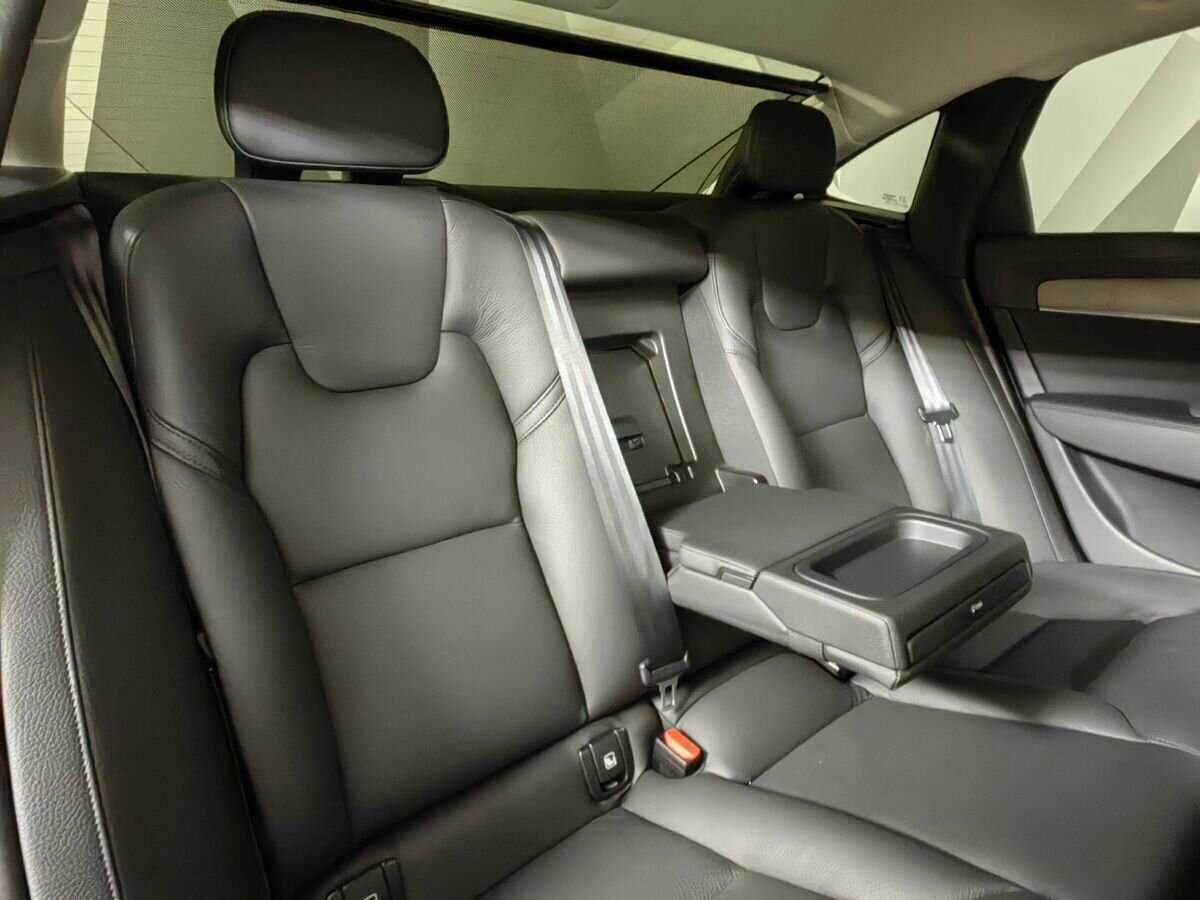 Volvo S90 с пробегом — 2021 год. Фото: #12