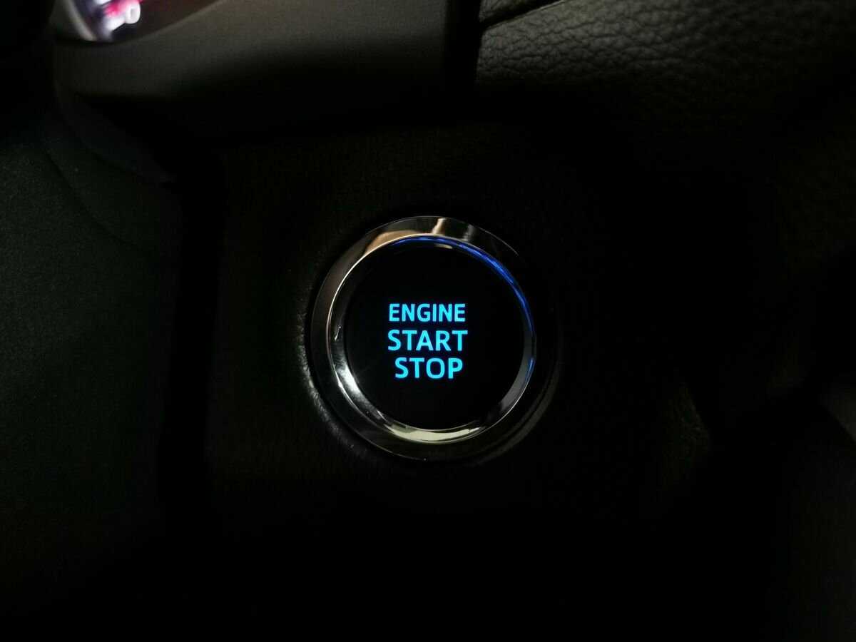 Toyota RAV4 с пробегом — 2021 год. Фото: #17