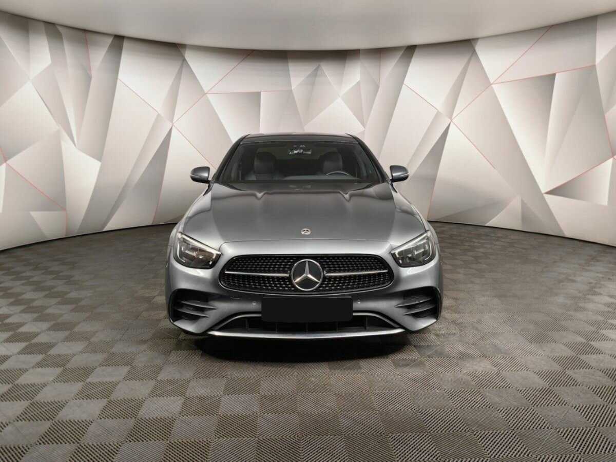 Mercedes-Benz E-Класс с пробегом — 2021 год. Фото: #6
