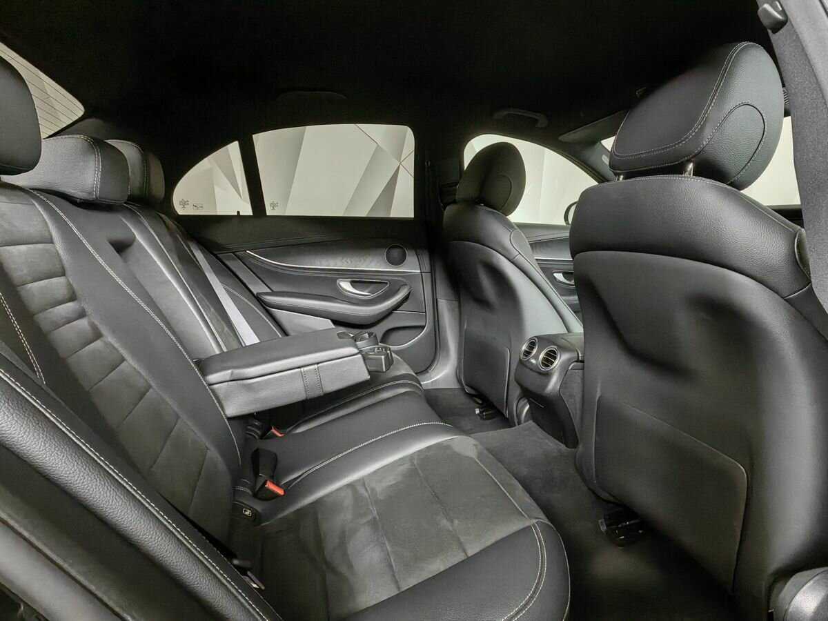 Mercedes-Benz E-Класс с пробегом — 2020 год. Фото: #11