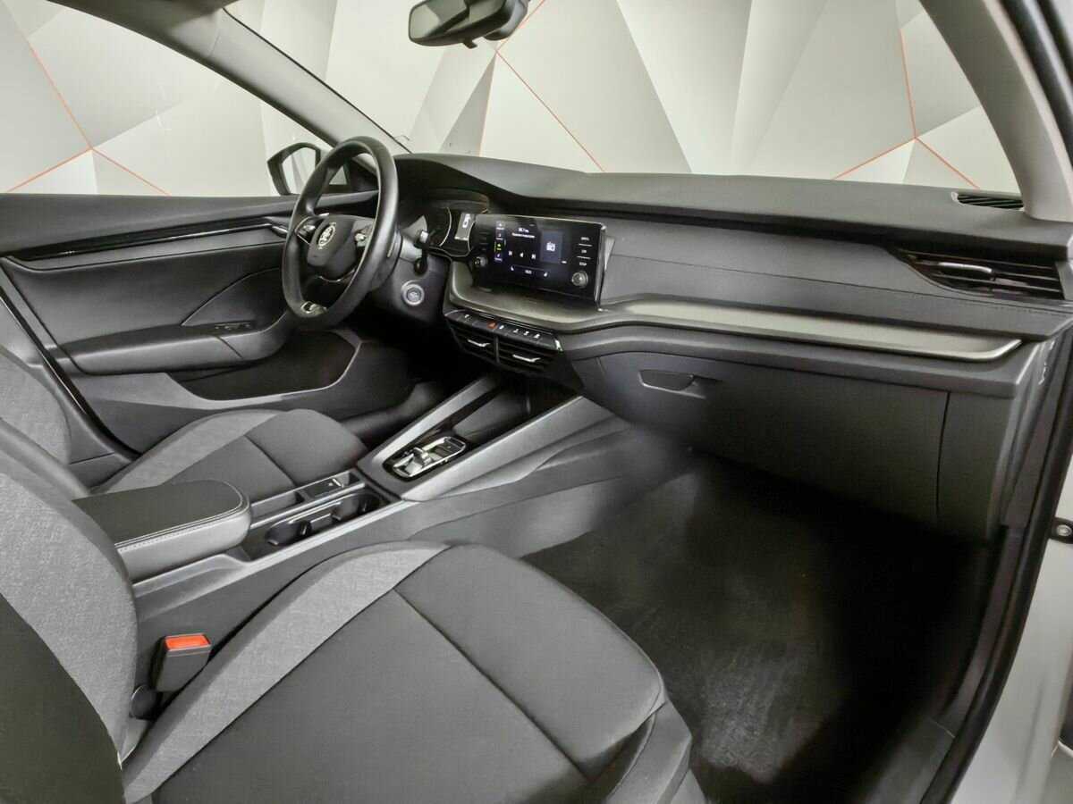 Skoda Octavia с пробегом — 2021 год. Фото: #8