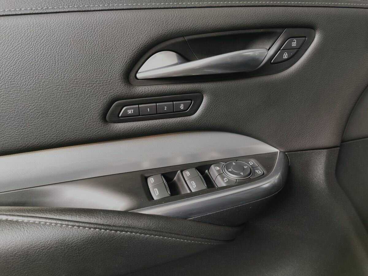 Cadillac XT4 с пробегом — 2020 год. Фото: #17