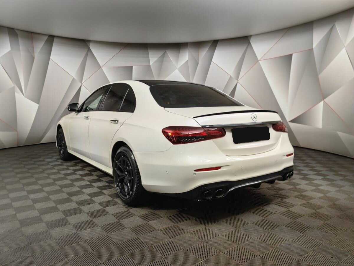 Mercedes-Benz E-Класс с пробегом — 2021 год. Фото: #3