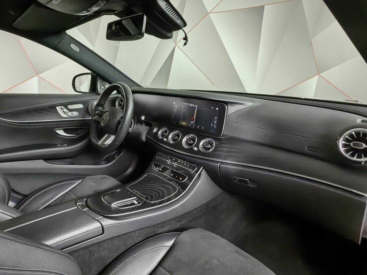 Mercedes-Benz E-Класс с пробегом — 2021 год. Фото: #8