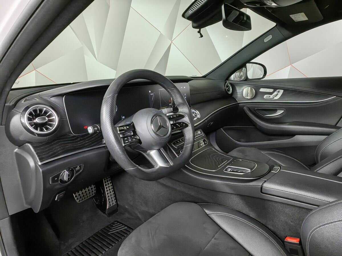 Mercedes-Benz E-Класс с пробегом — 2021 год. Фото: #13