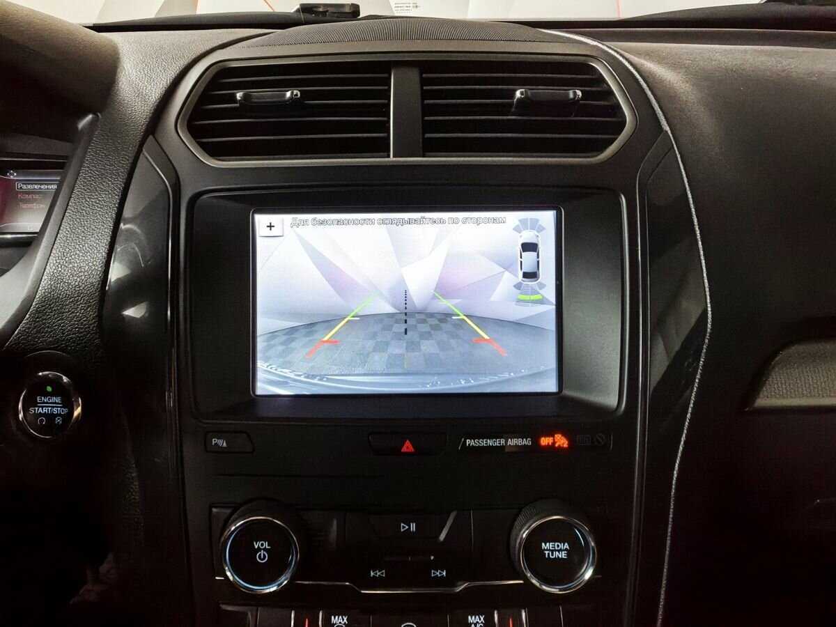 Ford Explorer с пробегом — 2019 год. Фото: #15