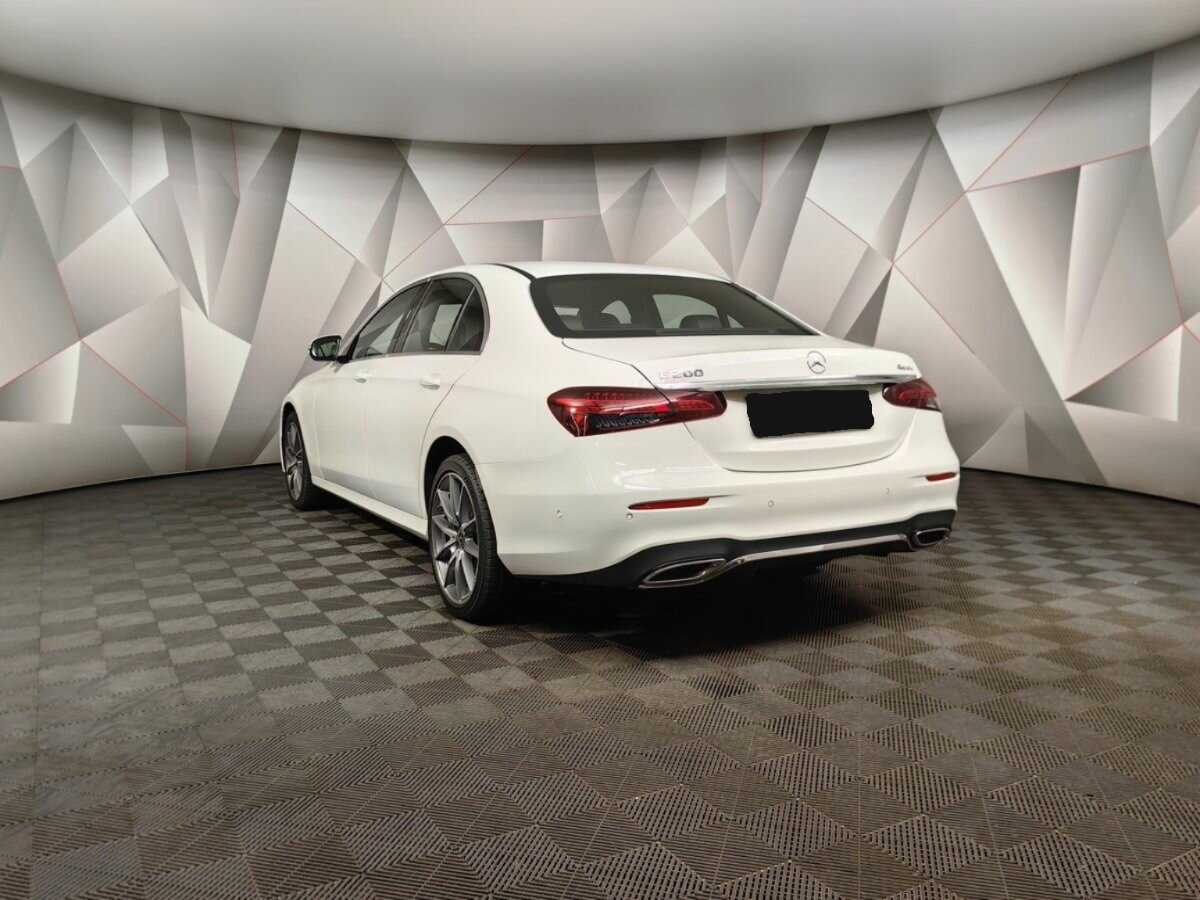 Mercedes-Benz E-Класс с пробегом — 2022 год. Фото: #3