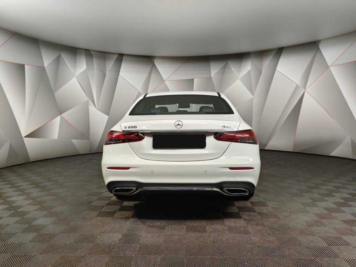 Mercedes-Benz E-Класс с пробегом — 2022 год. Фото: #7