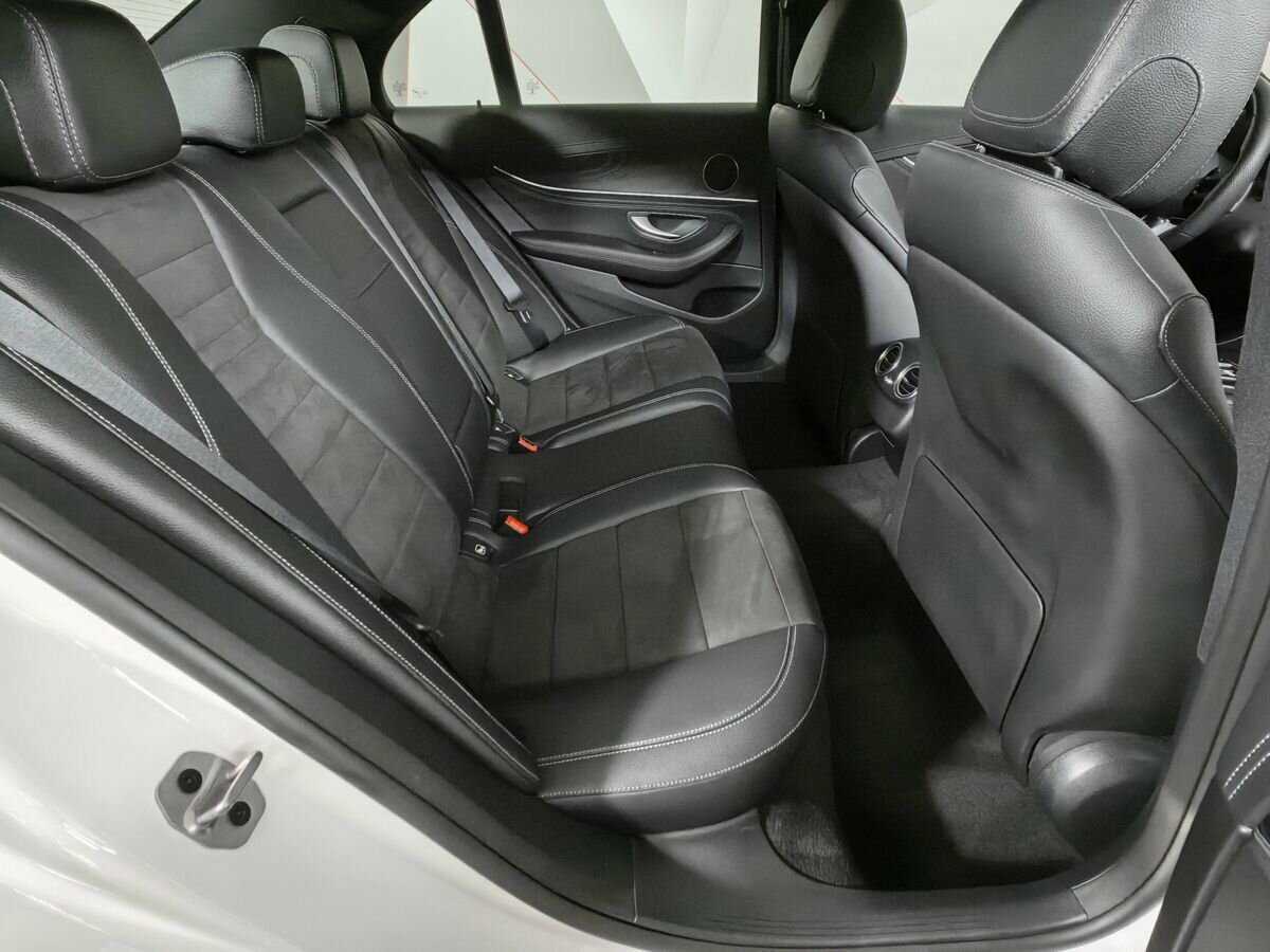 Mercedes-Benz E-Класс с пробегом — 2022 год. Фото: #11