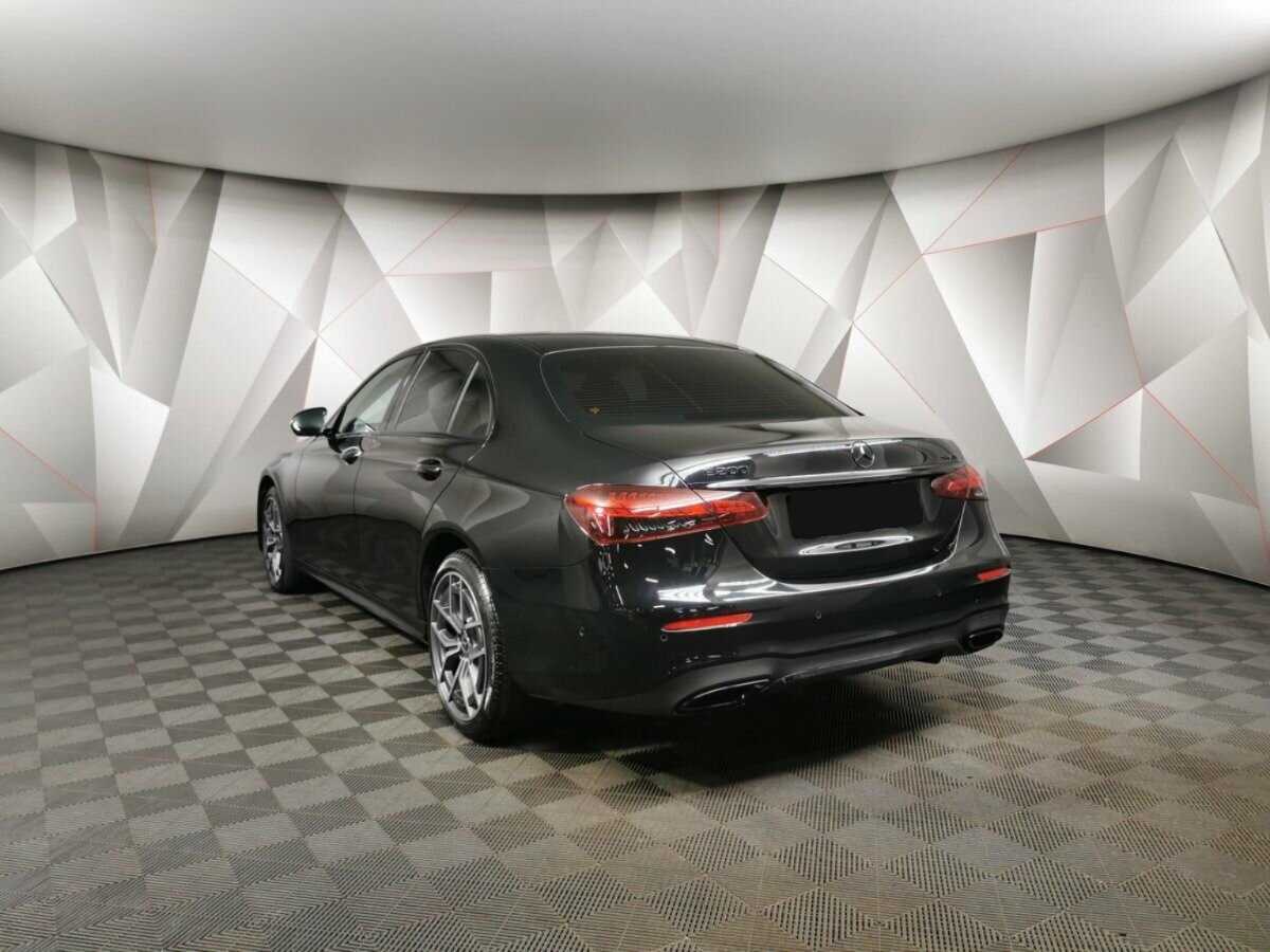 Mercedes-Benz E-Класс с пробегом — 2020 год. Фото: #2