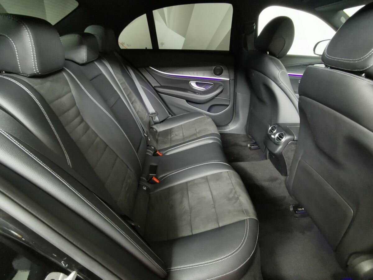 Mercedes-Benz E-Класс с пробегом — 2020 год. Фото: #10