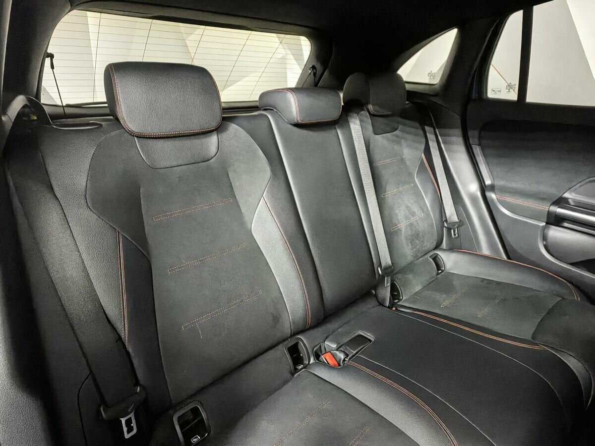 Mercedes-Benz GLA с пробегом — 2020 год. Фото: #12