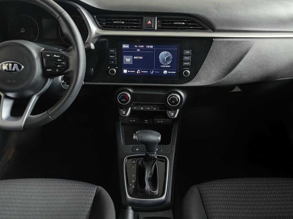 Kia Rio с пробегом — 2021 год. Фото: #10
