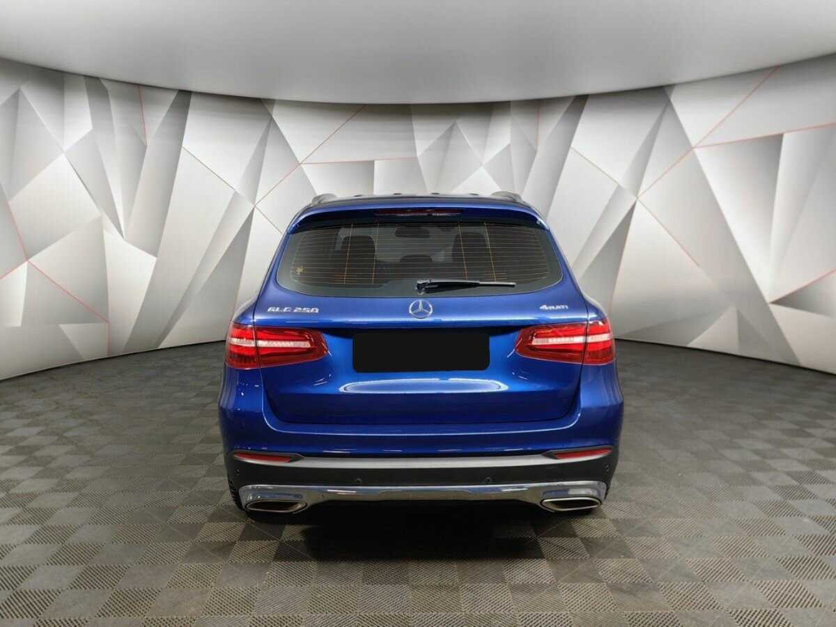 Mercedes-Benz GLC с пробегом — 2017 год. Фото: #7