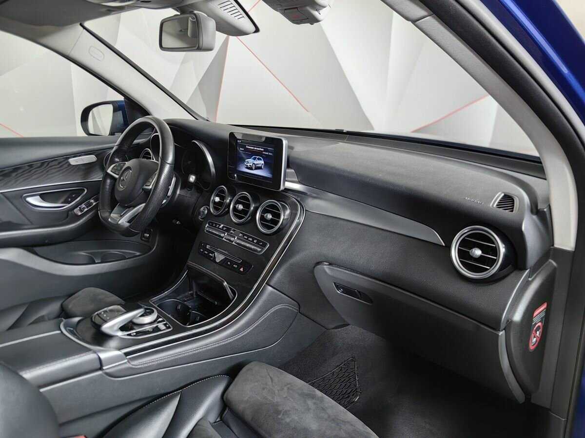 Mercedes-Benz GLC с пробегом — 2017 год. Фото: #8