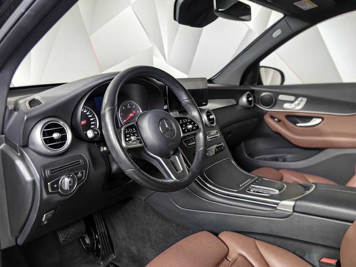 Mercedes-Benz GLC с пробегом — 2021 год. Фото: #13