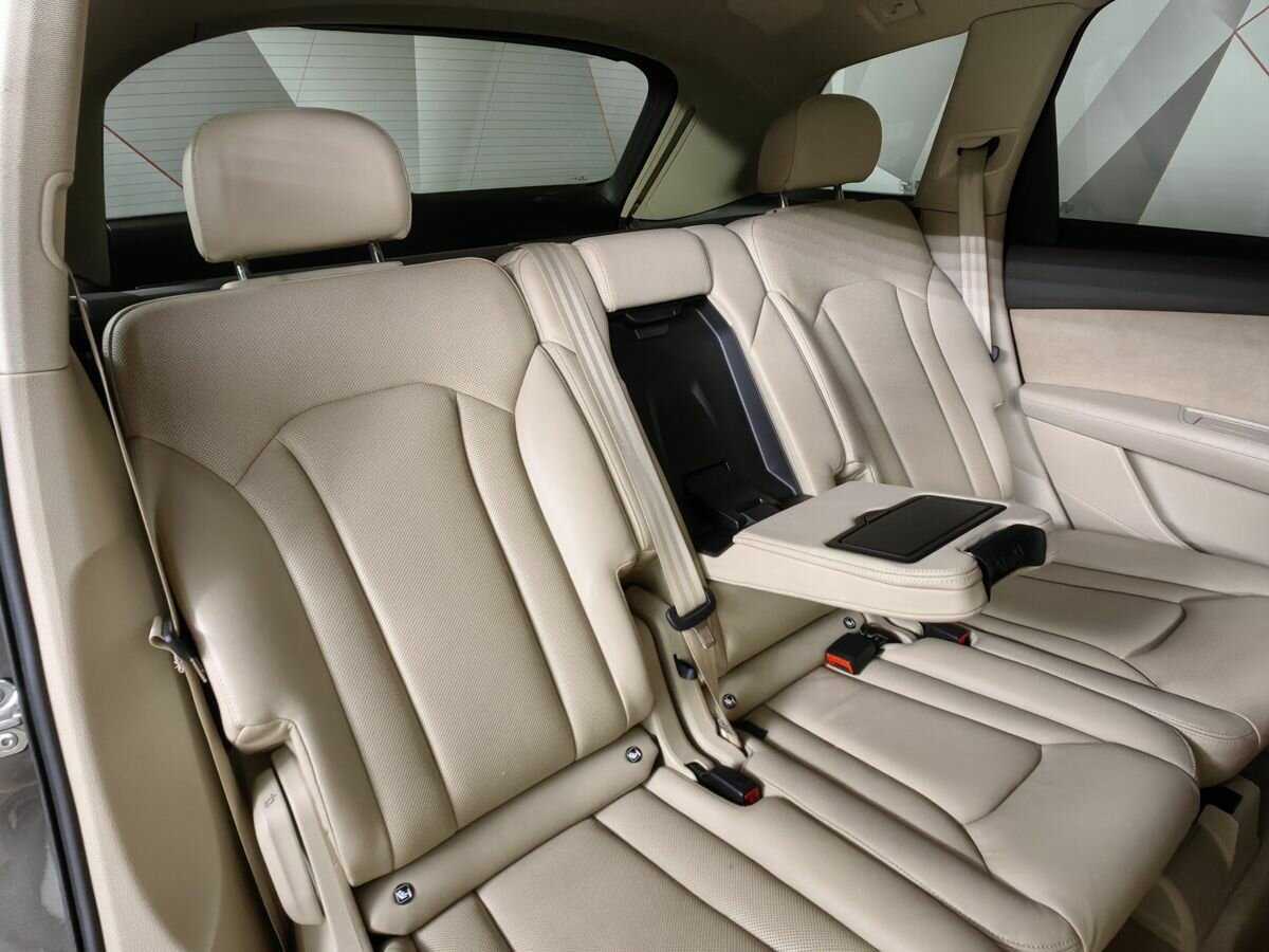 Audi Q7 с пробегом — 2016 год. Фото: #12