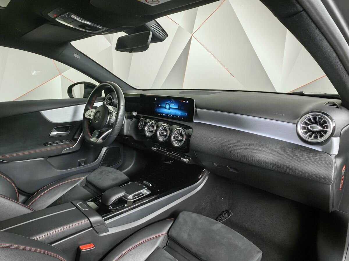 Mercedes-Benz A-Класс с пробегом — 2019 год. Фото: #8