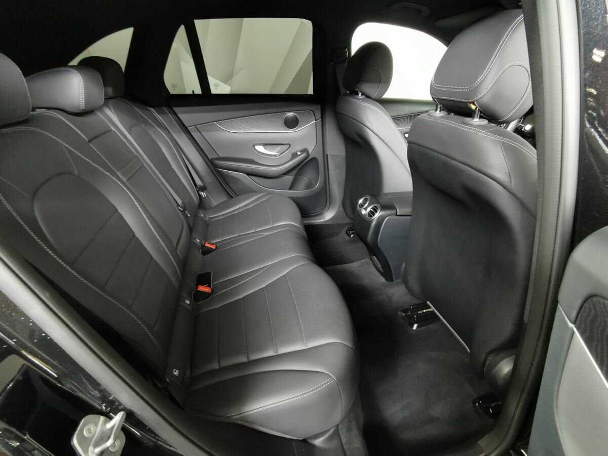 Mercedes-Benz GLC с пробегом — 2020 год. Фото: #11