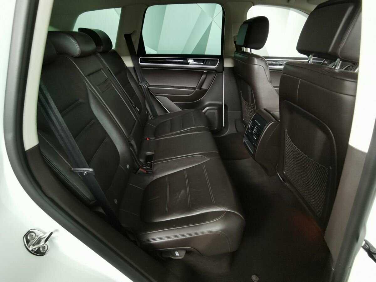 Volkswagen Touareg с пробегом — 2017 год. Фото: #11