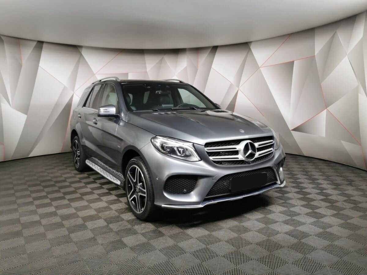 Mercedes-Benz GLE с пробегом — 2018 год. Фото: #2