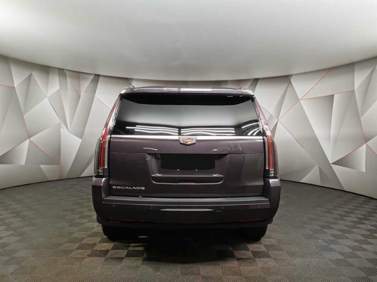 Cadillac Escalade с пробегом — 2015 год. Фото: #7