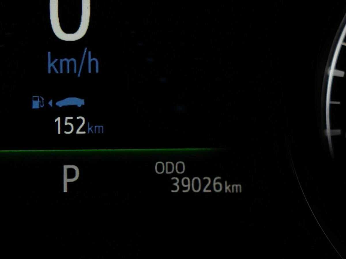 Toyota Camry с пробегом — 2022 год. Фото: #14