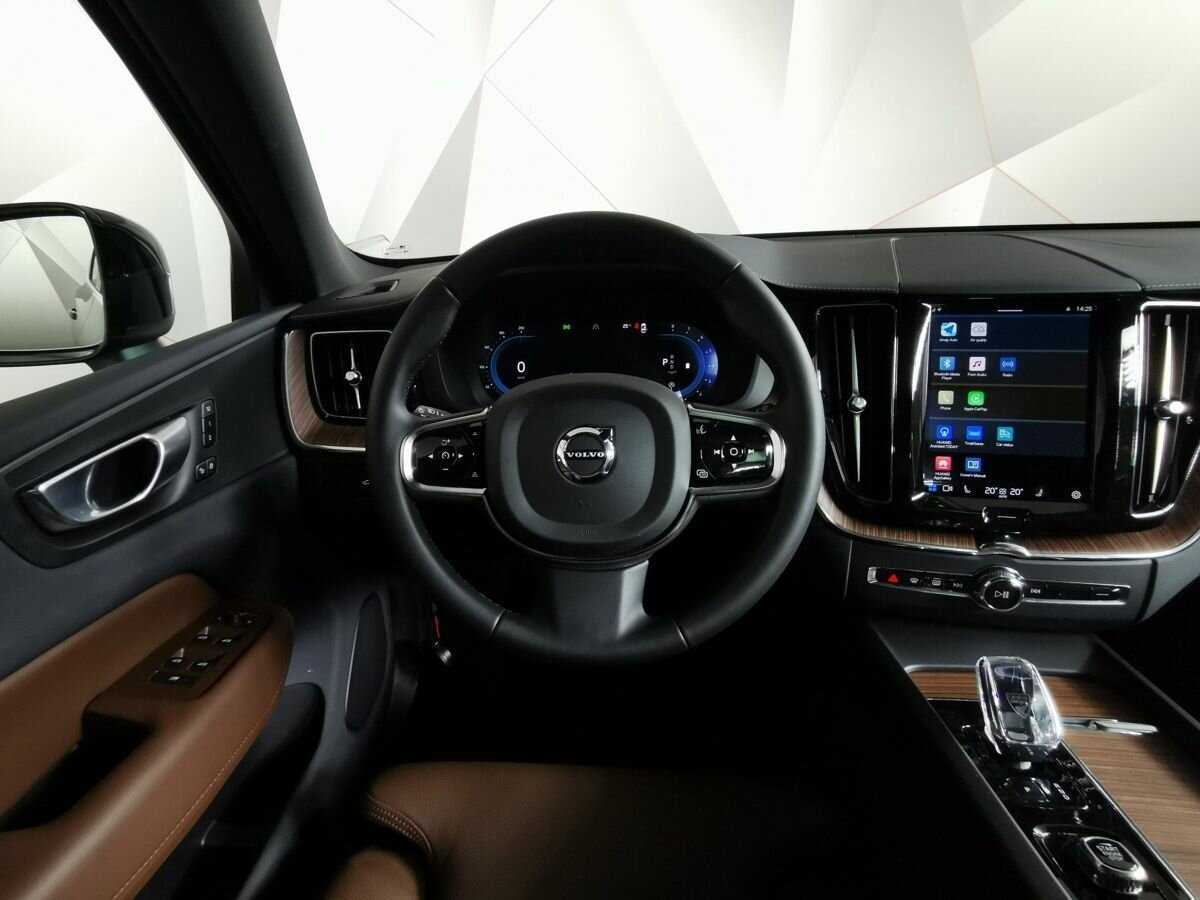 Volvo XC60 с пробегом — 2023 год. Фото: #13