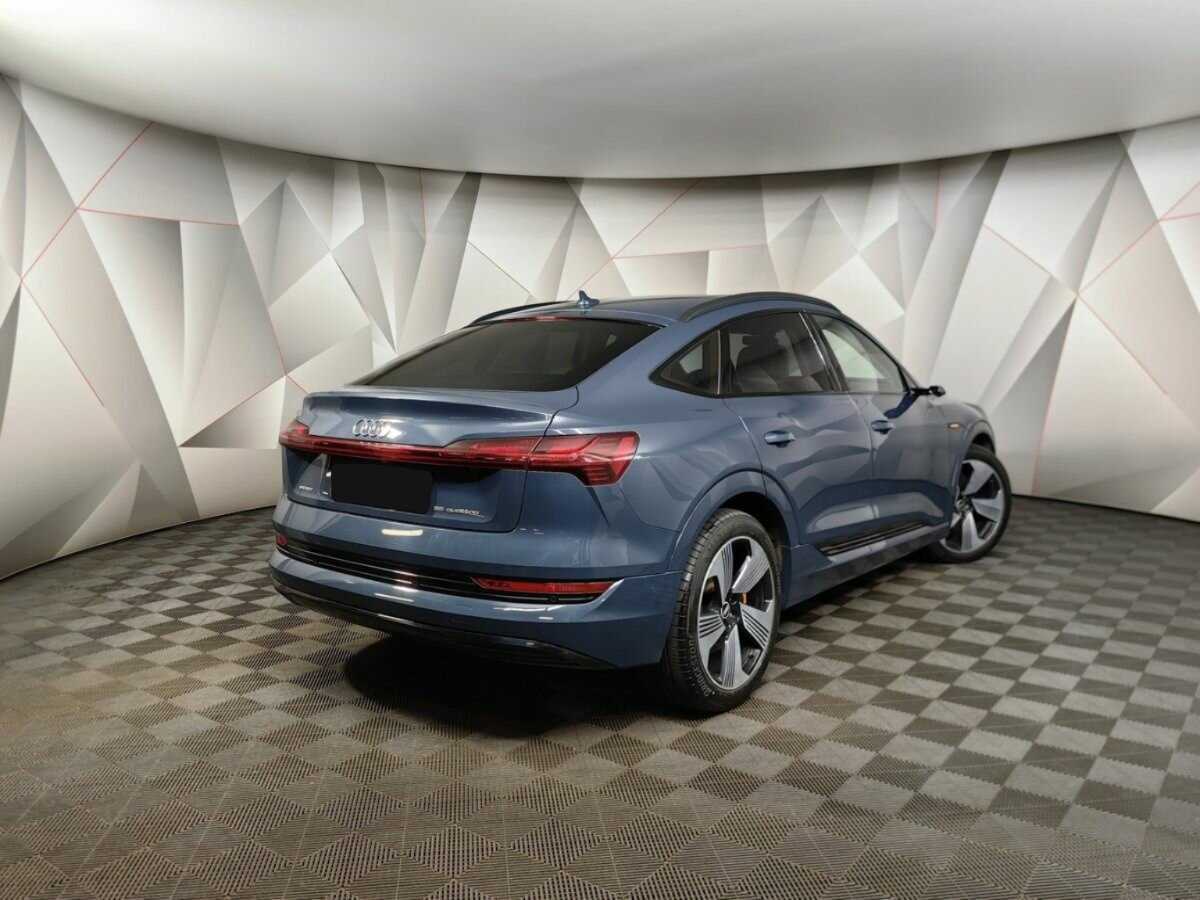 Audi e-tron Sportback с пробегом — 2021 год. Фото: #1
