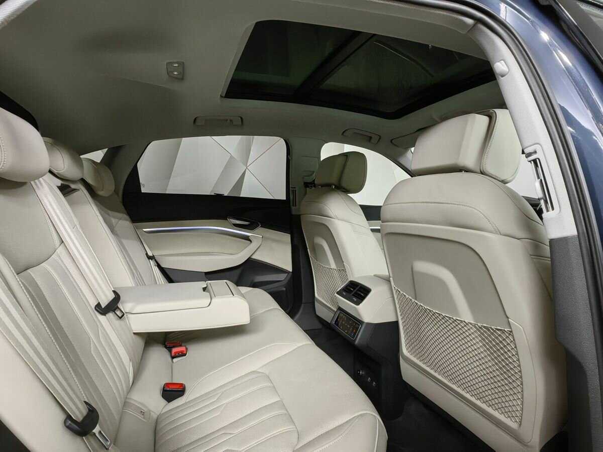 Audi e-tron Sportback с пробегом — 2021 год. Фото: #11