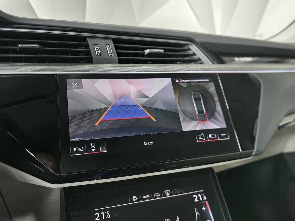 Audi e-tron Sportback с пробегом — 2021 год. Фото: #16