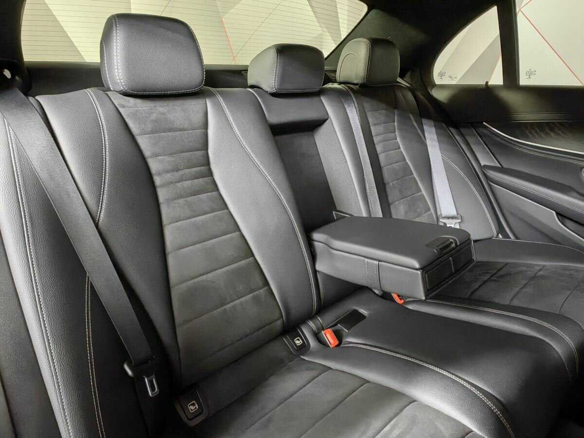 Mercedes-Benz E-Класс с пробегом — 2020 год. Фото: #10