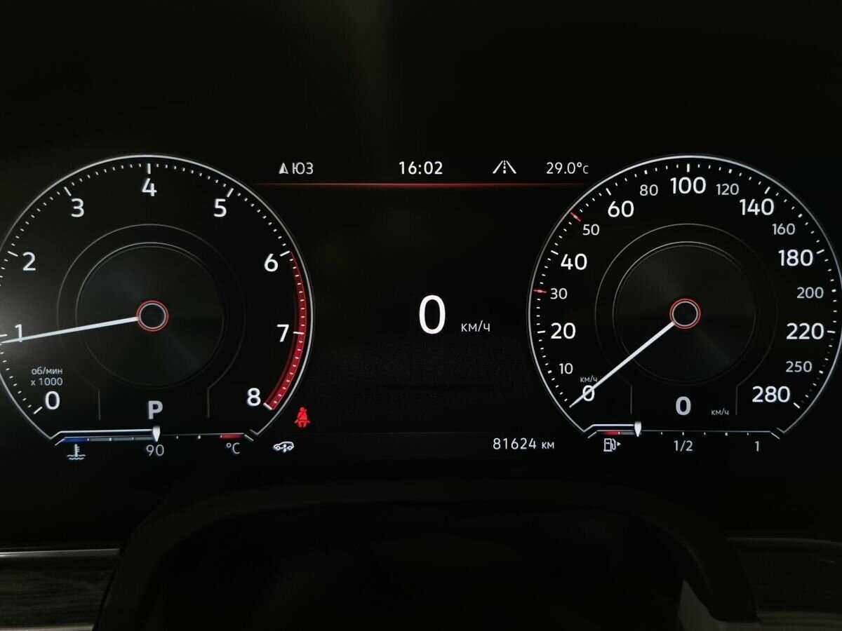 Volkswagen Touareg с пробегом — 2019 год. Фото: #16