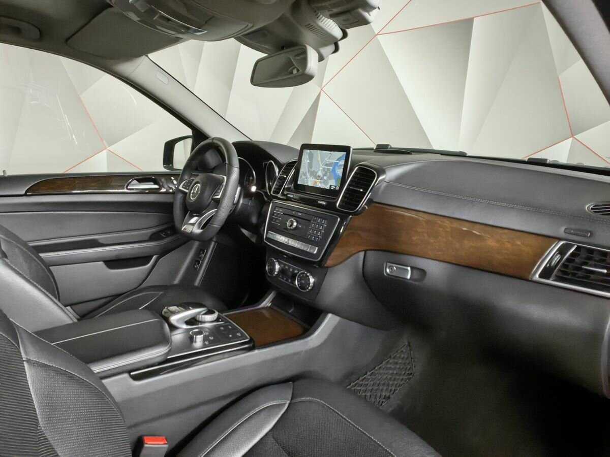 Mercedes-Benz GLS с пробегом — 2016 год. Фото: #8