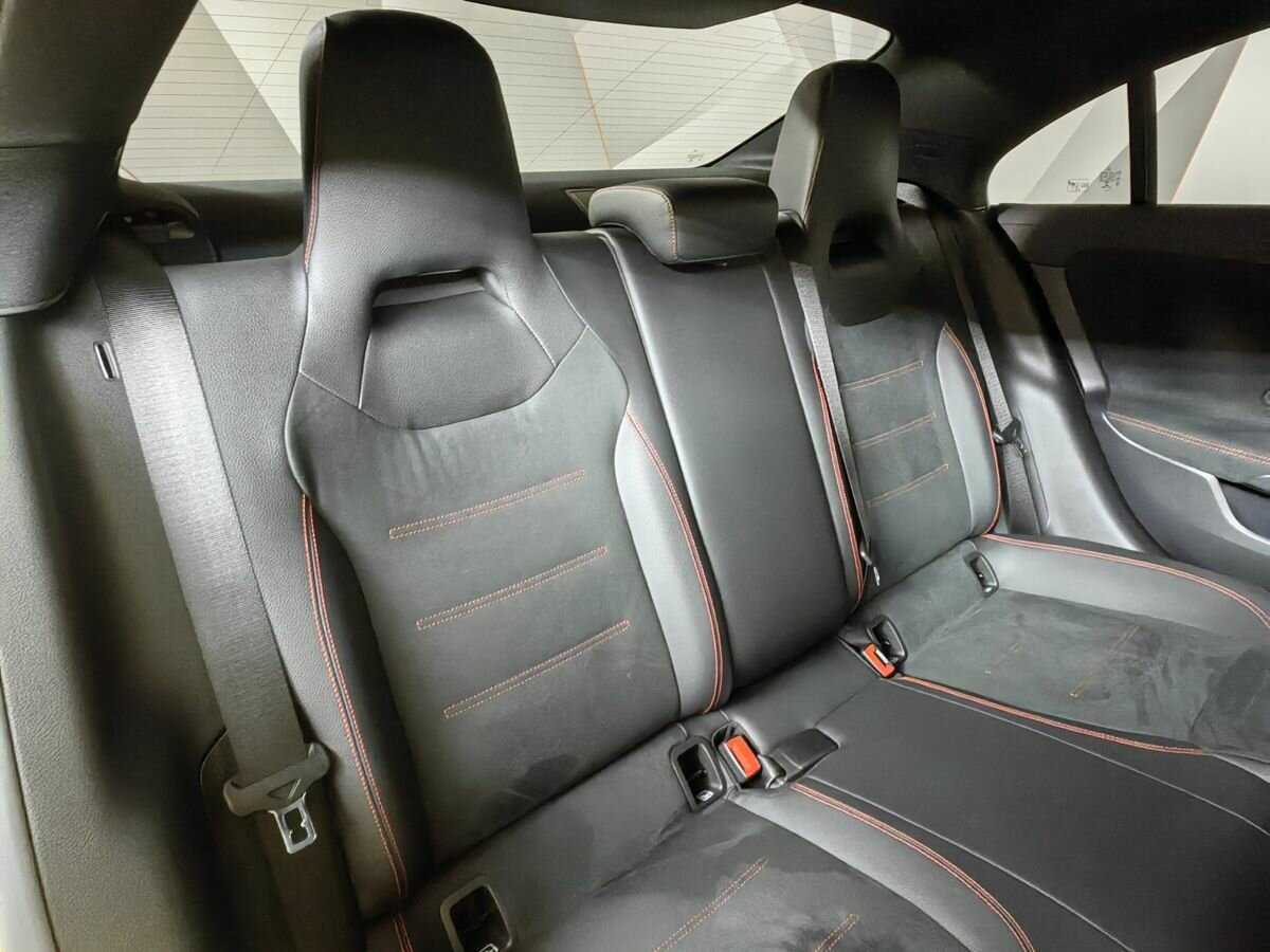 Mercedes-Benz CLA с пробегом — 2020 год. Фото: #11